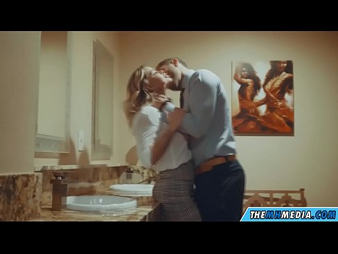 ❤️ Khi một cô gái tóc vàng busty quyến rũ bạn trong một nhà vệ sinh công cộng Khiêu dâm qua đường hậu môn  tại chúng tôi% vi.vlad-massage-salon.ru% ❌️❤